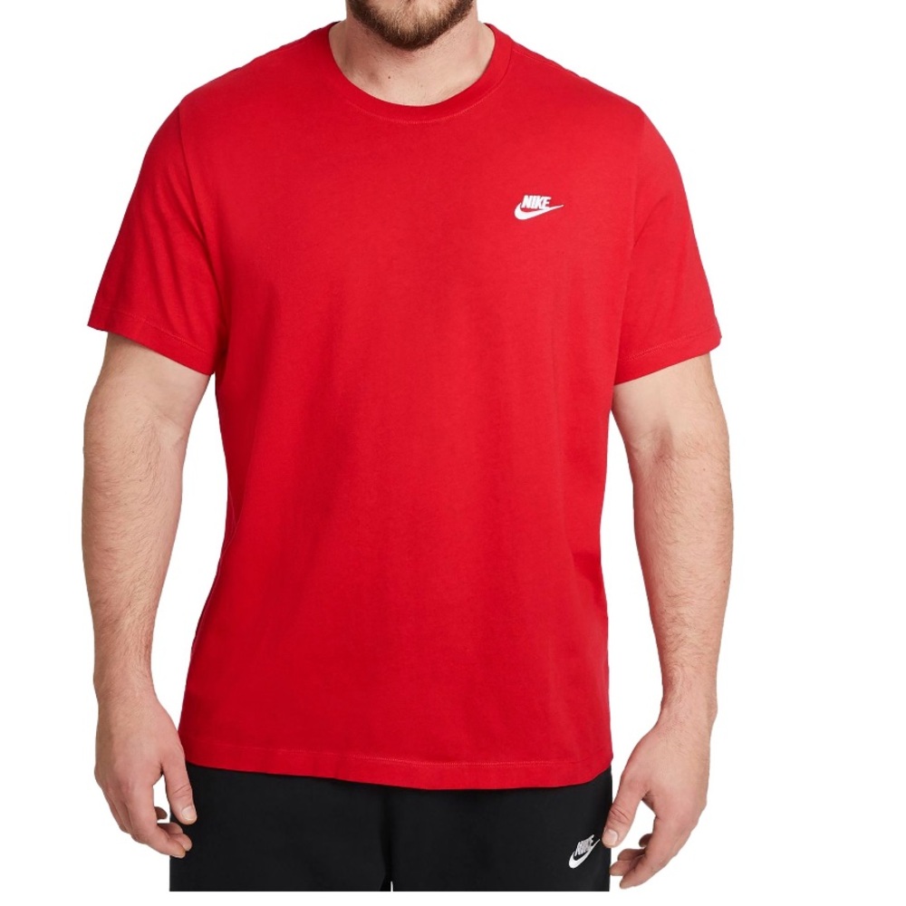 Nike Men’s Sportswear Club T-Shirt New With Tags